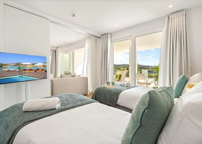 Al4-2011 - - Alcazaba Lagoon Apartment *