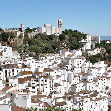 Al4-2011 - - Alcazaba Lagoon *