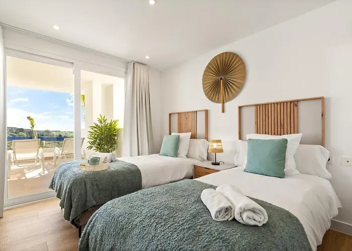 Al4-2011 - - Alcazaba Lagoon *