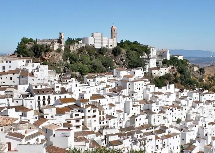 Al4-2011 - - Alcazaba Lagoon *