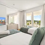 Al4-2011 - - Alcazaba Lagoon Apartment *