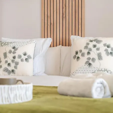 Al4-2011 - - Alcazaba Lagoon *