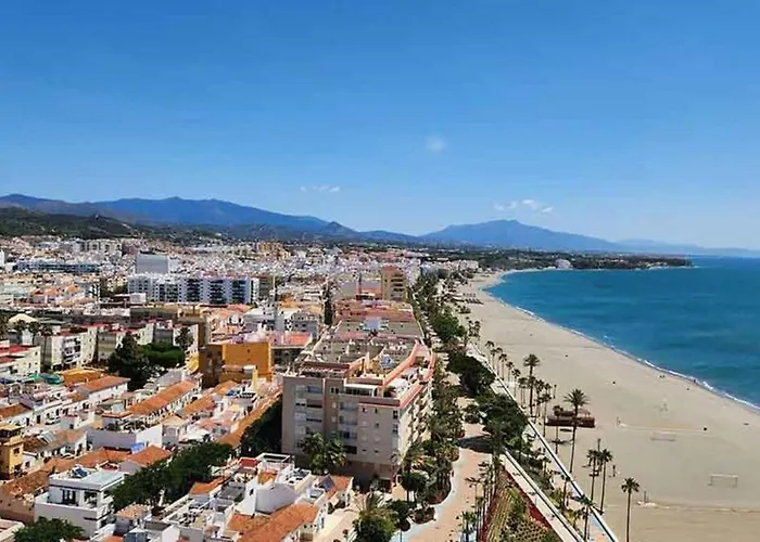 Al4-2011 - - Alcazaba Lagoon إِستيبونا