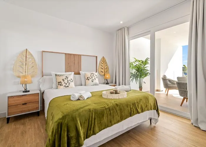 Al4-2011 - - Alcazaba Lagoon شقة إِستيبونا